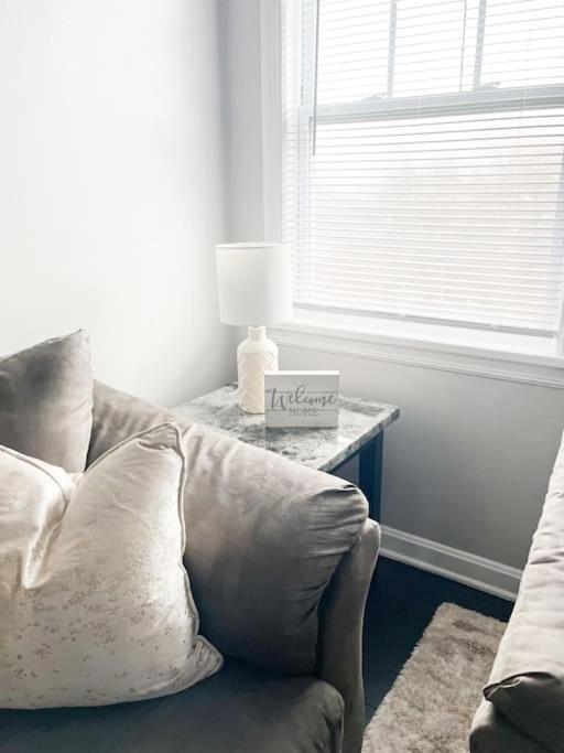 The Gateway: Entire Apartment 7 Mins From Airport 클리블랜드 외부 사진
